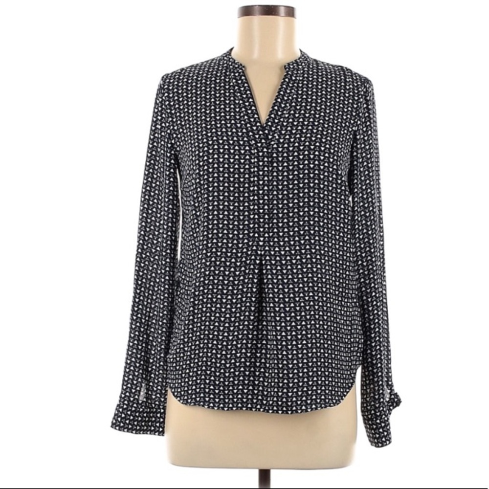 The limited triangle print long sleeve professional career blouse xs